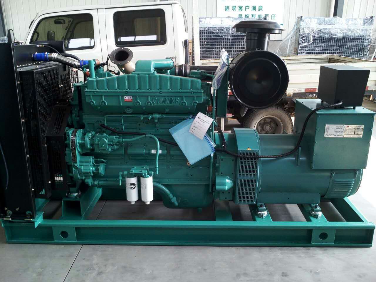 1000KW標準型發電機組